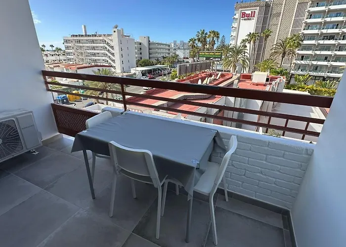 Danubio, Modernes Mit Poolblick Und Seitlichem Meerblick, Wohnzimmer Und 1 Schlafzimmer, 4 Etage, Im Herzen Von Playa Del Ingles, Gran Canaria 플라야 델 잉글스